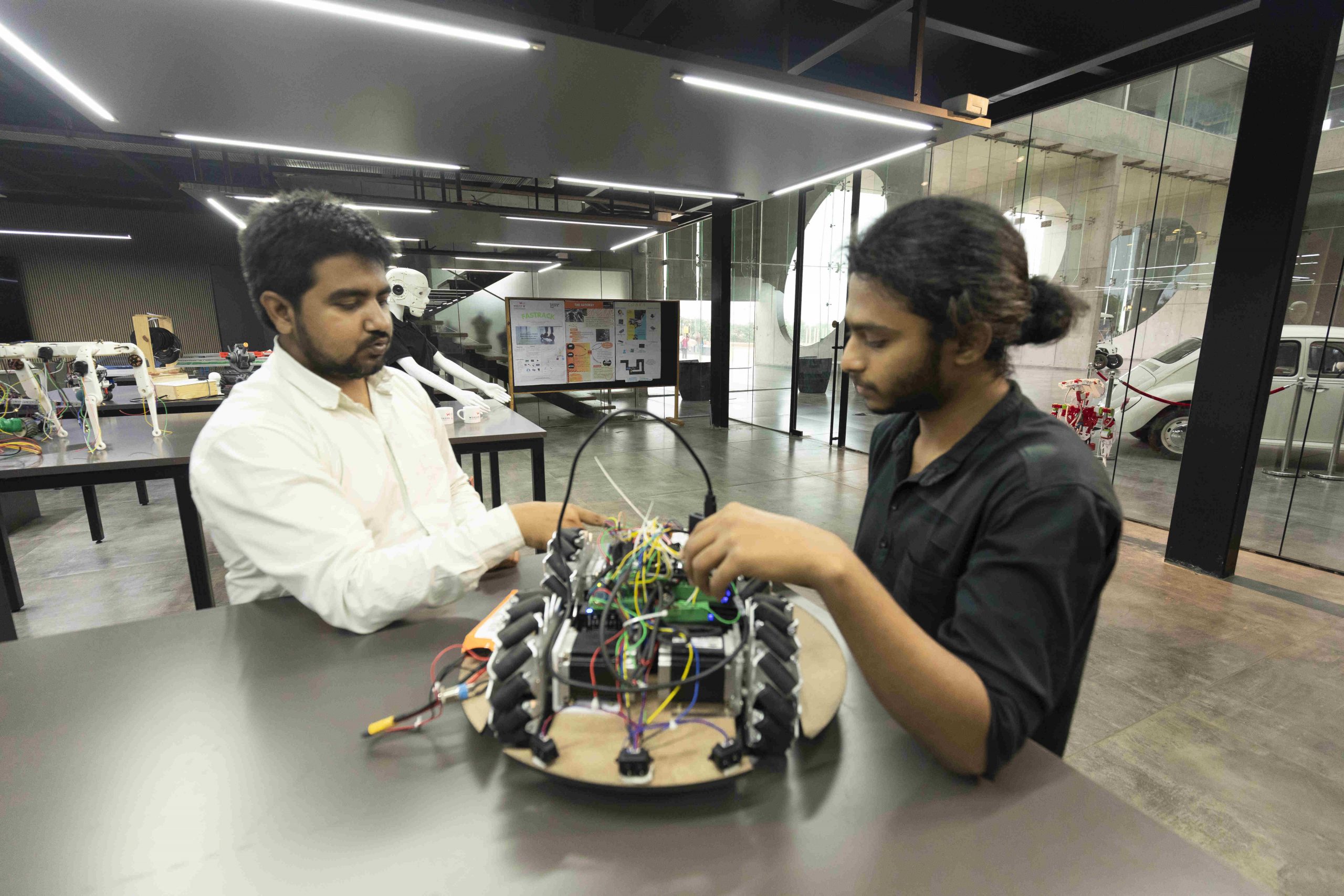Woxsen University’s B.Tech vs Traditional Engineering