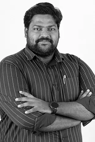 Dr. Ravikumar S