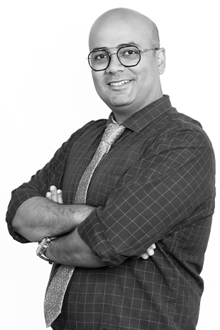 Dr. Ravikant Kisana 